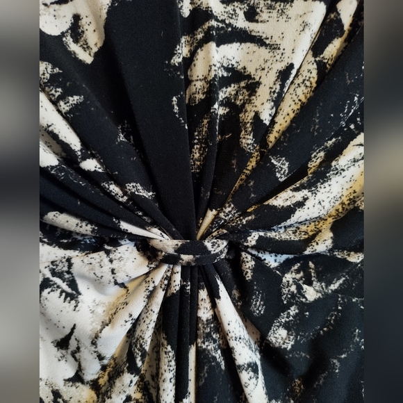 Daisy Fuentes blouse. Women's L. - Picture 3 of 7